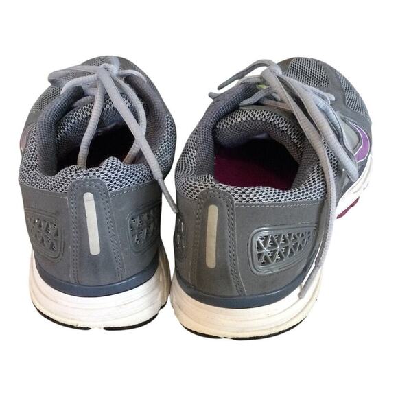 Nike Zoom Vomero + 7 US 8.5 EU 40 Grey Ladies Running Shoes Sneakers walking - Picture 8 of 9